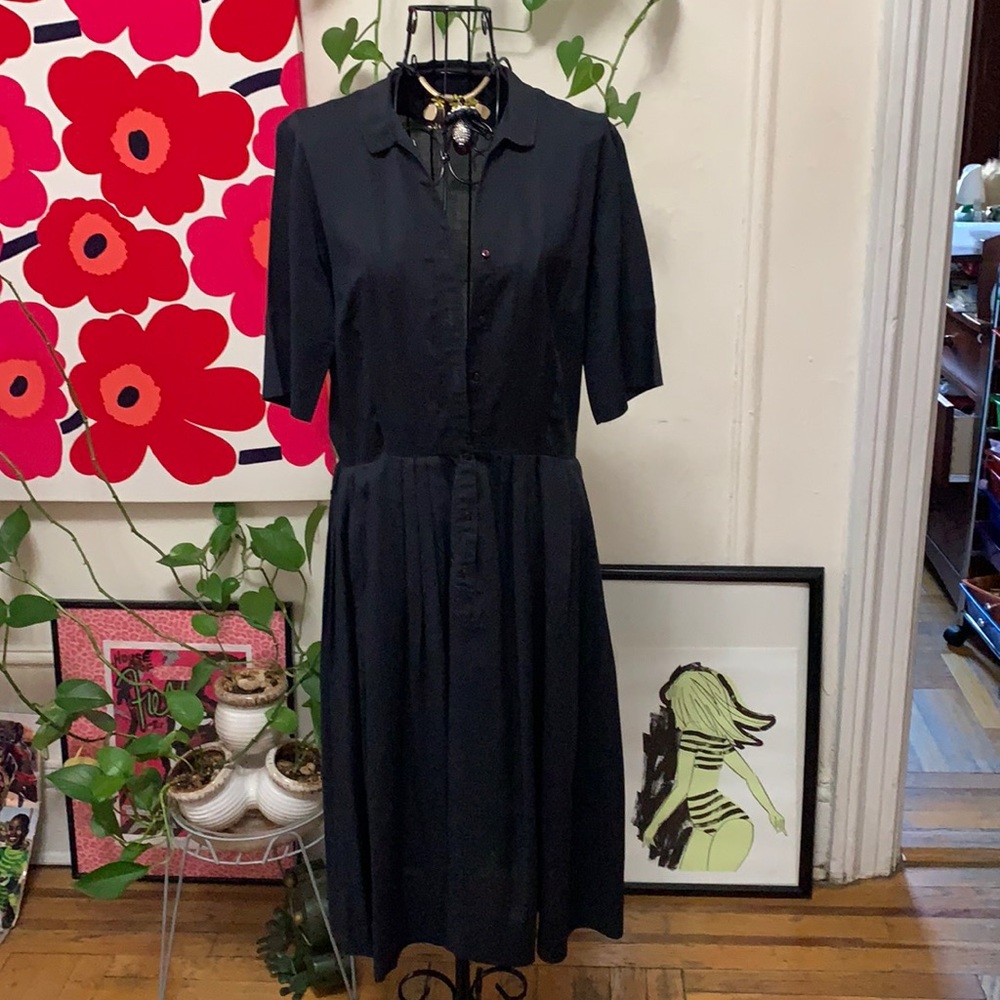 Vintage 1950s Black cotton summer dress waist 27inchea